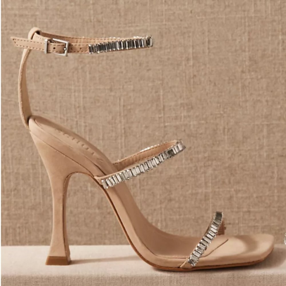 Schutz - Nellina Nubuck Sandal